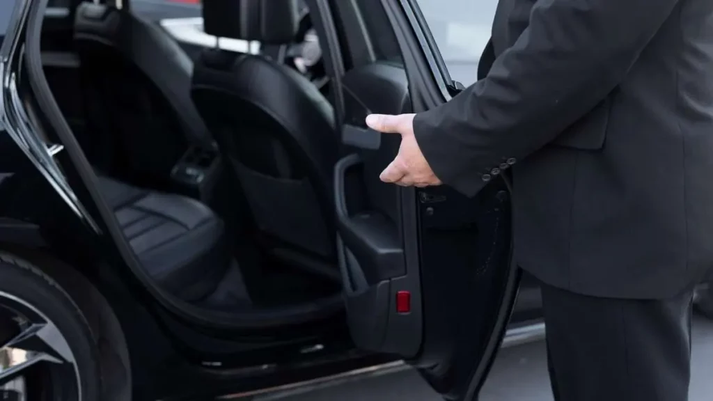 limo service Chula Vista black car with private chauffeur