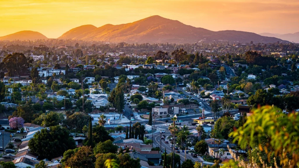 Luxury Transportation Services from San Diego Airport to La Mesa
