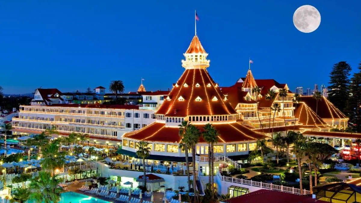 Executive Transfers from San Diego Airport to Hotel del Coronado